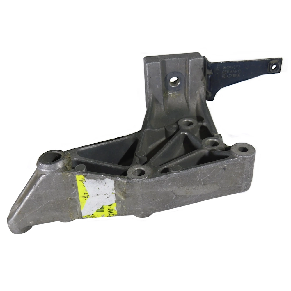 [9378048] SOPORTE MOTOR DER